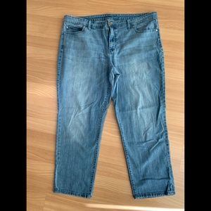 Jennifer Lopez Light Wash Jeans